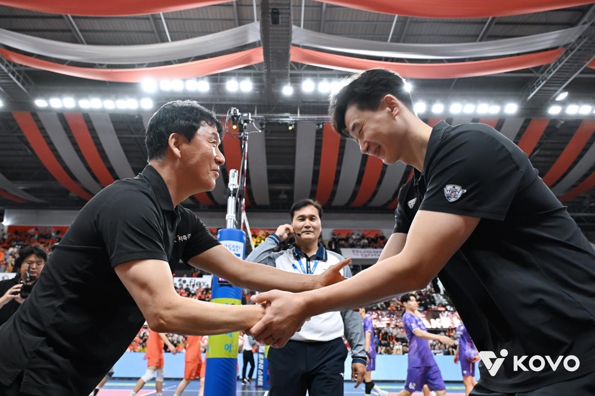 박철우 대행, 신영철 감독에 비수