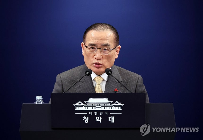 중국 국빈방문 설명하는 안보실장
(서울=연합뉴스) 한상균 기자 = 위성락 국가안보실장이 2일 청와대 기자회견장에서 이재명 대통령의 중국 국빈방문에 대해 브리핑하고 있다. 2026.1.2 xyz@yna.co.kr