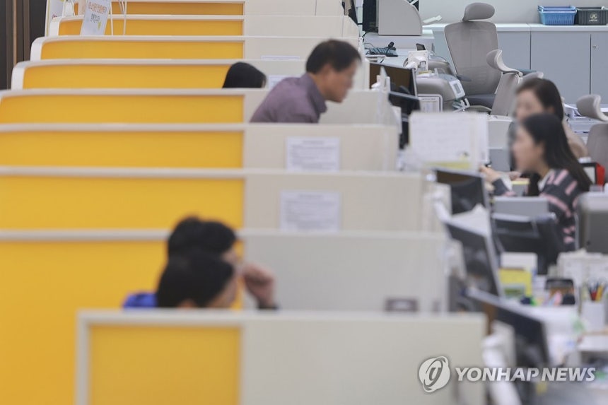 사라진 3%대 은행 주담대 금리…이번주 0.15%p 더 오른다 (서울=연합뉴스) 신현우 기자.2025.10.15 