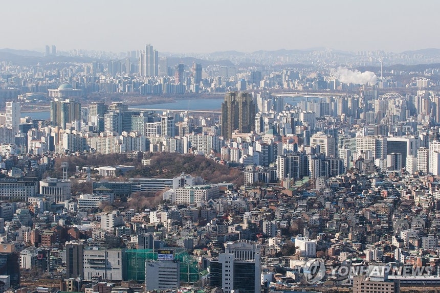 남산에서 바라본 서울 시내 아파트 [연합뉴스 자료사진]