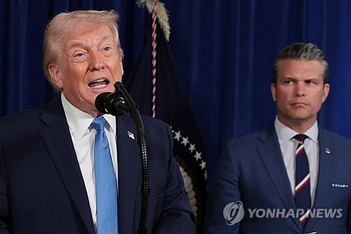 트럼프 미 대통령과 헤그세스 국방장관 [로이터 연합뉴스 자료사진 재판매 및 DB금지]