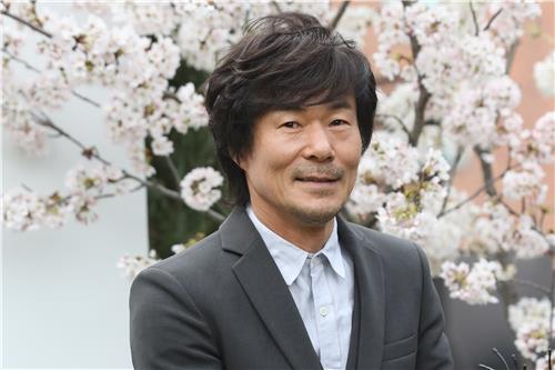 이정현 결혼식에 참석한 오광록
(서울=연합뉴스) 강민지 기자 = 배우 오광록이 2019년 7월 서울 중구 신라호텔에서 열린 가수 겸 배우 이정현 결혼식에 참석해 포즈를 취하고 있다. 2019.4.7.  mjkang@