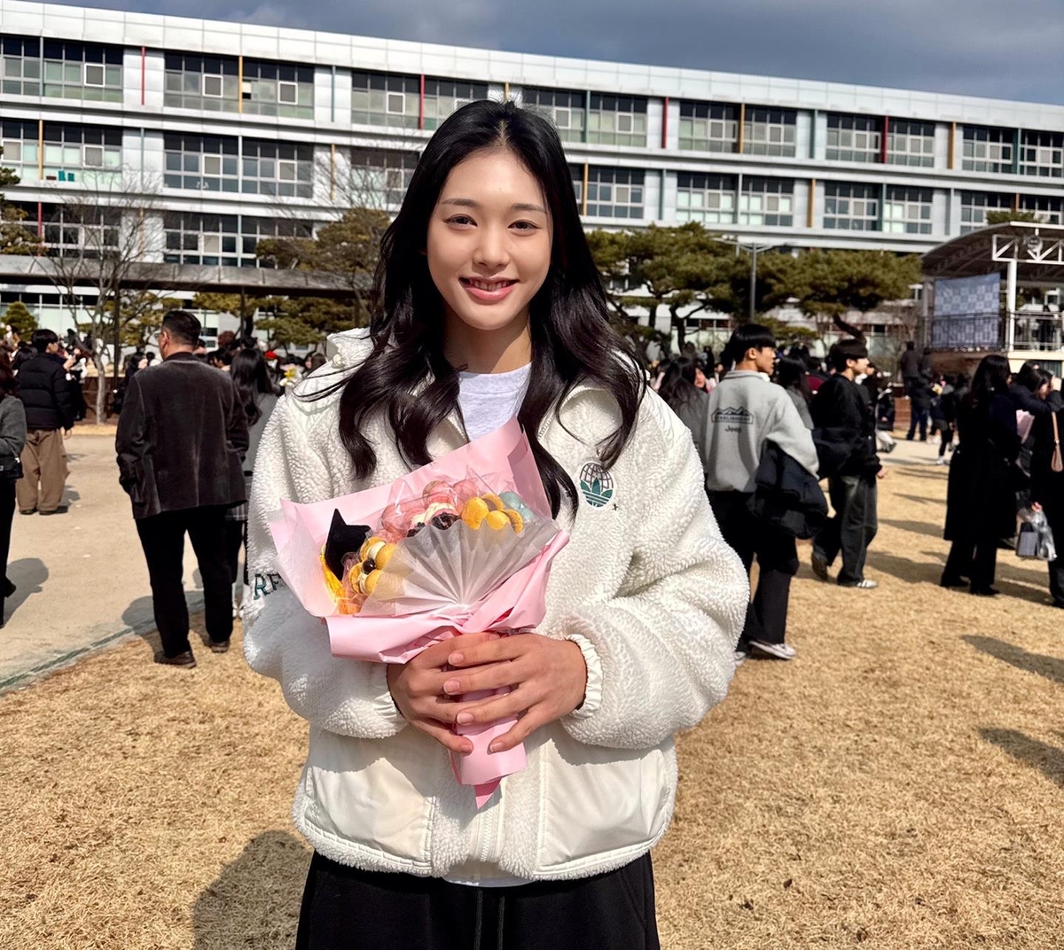 '리틀 김연경' <b>손서연</b>, 세터 이서인과 나란히 경해여중 졸업