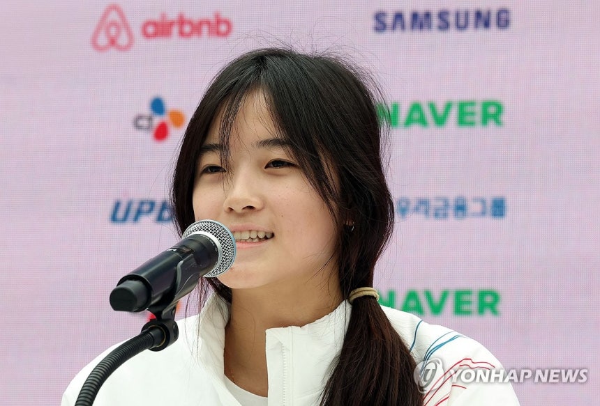 최가온 올림픽 메달 후 귀국 인터뷰