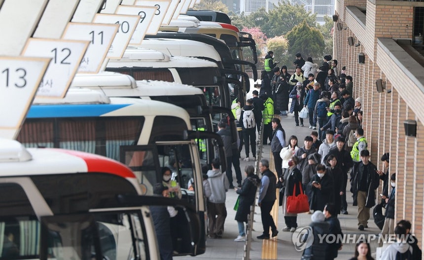 설 귀성길 서울&rarr;부산 6시간20분 소요