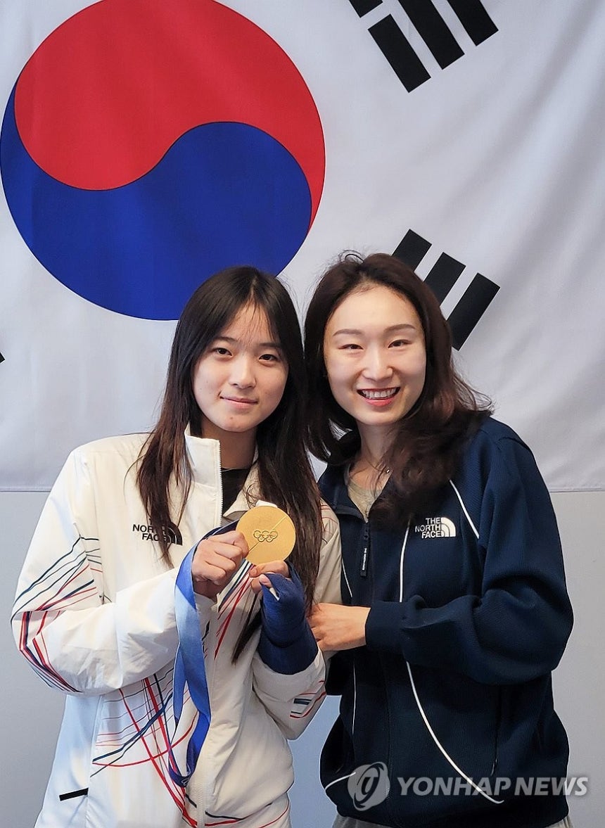 최가온 올림픽 메달 후 귀국 인터뷰