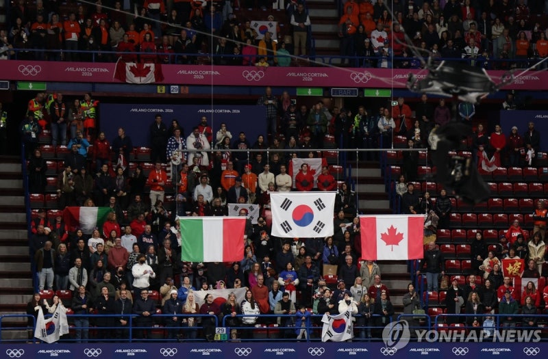 올림픽 시상식 태극기 논란…대회 조직위 사과