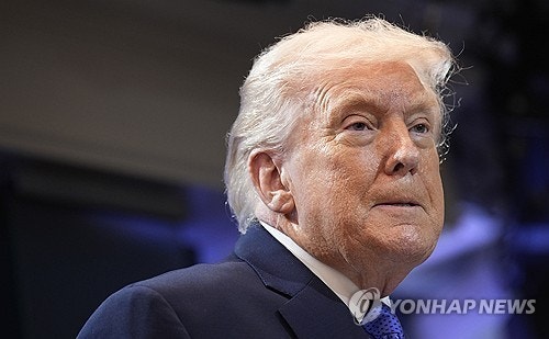 트럼프 관세 10%에서 15%로 인상