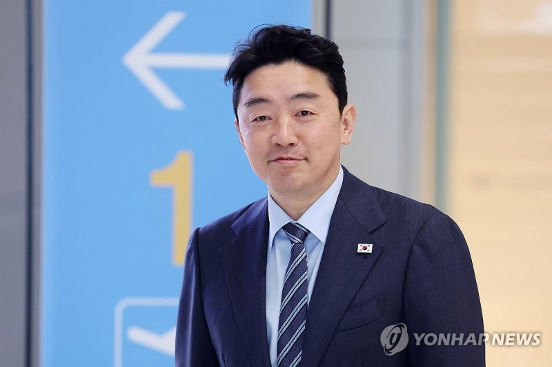 UAE 방문 강훈식 실장