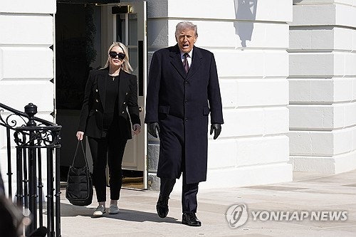 트럼프, 앤트로픽 사용 중단 지시