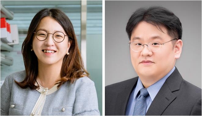 장진아 포항공대 무은재석좌교수(왼쪽)·김장우 망고부스트 대표
[공학한림원 제공. 재판매 및 DB 금지]