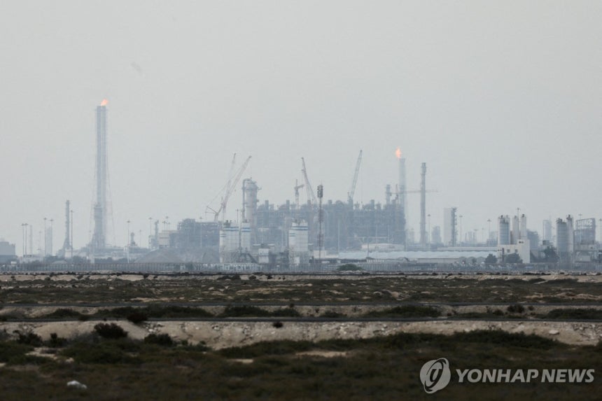 카타르 라스라판의 LNG 생산 시설 [로이터=연합뉴스.재판매 및 DB 금지]