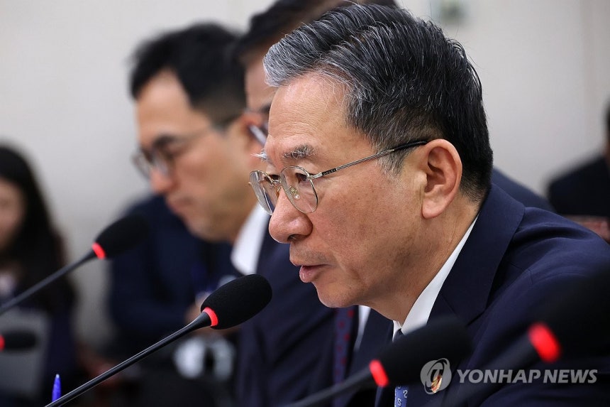 답변하는 정성호 장관 (서울=연합뉴스) 이동해 기자 = 정성호 법무부 장관이 3일 국회에서 열린