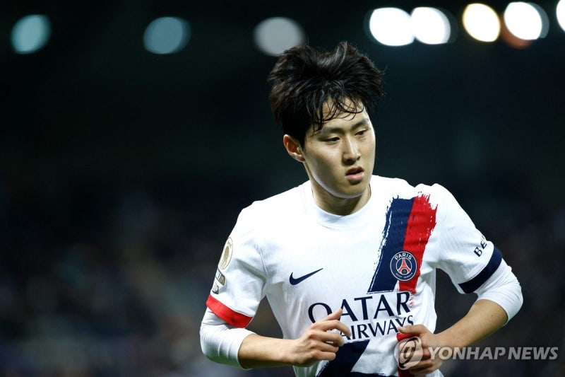 이강인 부상 털고 복귀! 근데 PSG는 '파리 더비'서 무너졌네