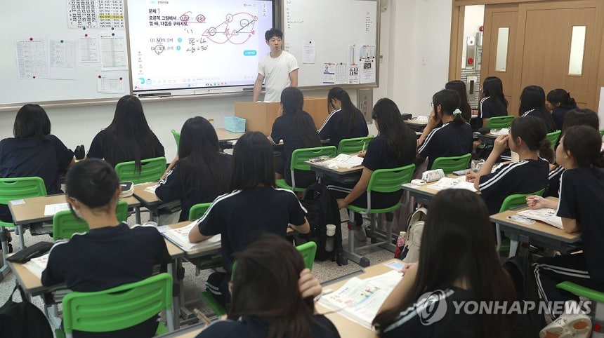 중학교 교실
[연합뉴스 자료사진]