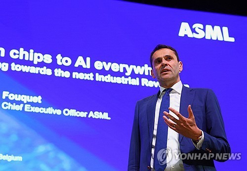 ASML 크리스토프 푸케 CEO [로이터=연합뉴스.재판매 및 DB 금지] 