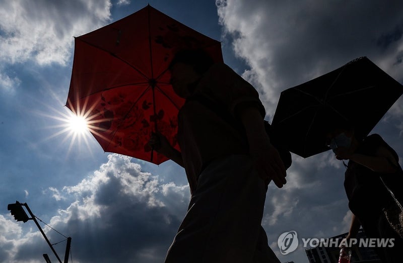 韓国人「今年の夏は過去最高の猛暑になるって？」「またかよ、毎年同じこと言ってるだろ」