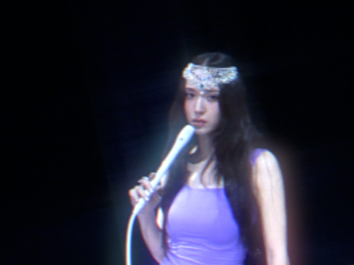 【音樂新聞】Krystal發布新單曲《PWLT》MV