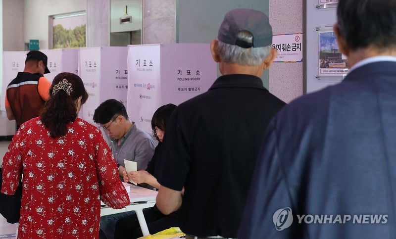 잠 못 이루는 밤, 전국 지선 당선자 윤곽 서서히 드러난다