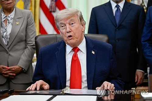 합의서명 임박했다던 트럼프, 갑자기 이란 맹비난…"정말 비열"