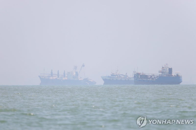 미군 "상선 위협 이란드론 격추"…종전 문턱서 호르무즈 공방전(종합)