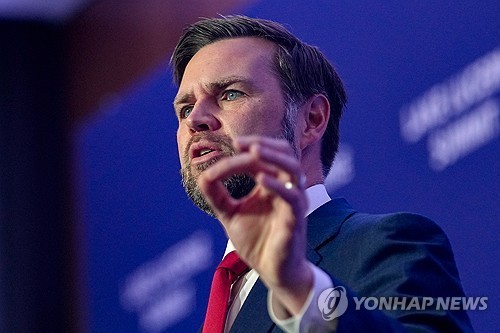 이란과의 1차 고위회담 결과 설명하는 밴스 부통령 [AP=연합뉴스.재판매 및 DB 금지]