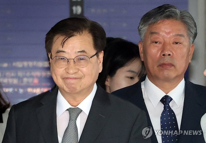 '서해 피격' 서훈·김홍희 무죄 확정…검찰 상고 포기