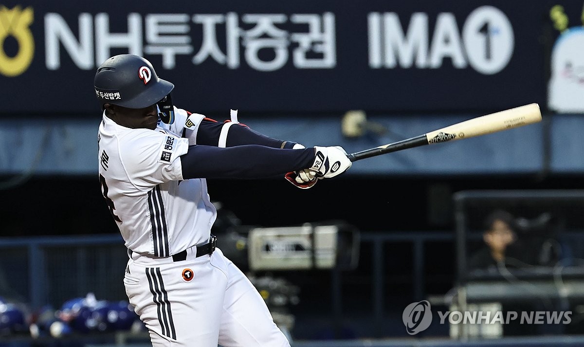 '카메론 방출' 김원형 두산 감독 "1·3루 보강 필요"