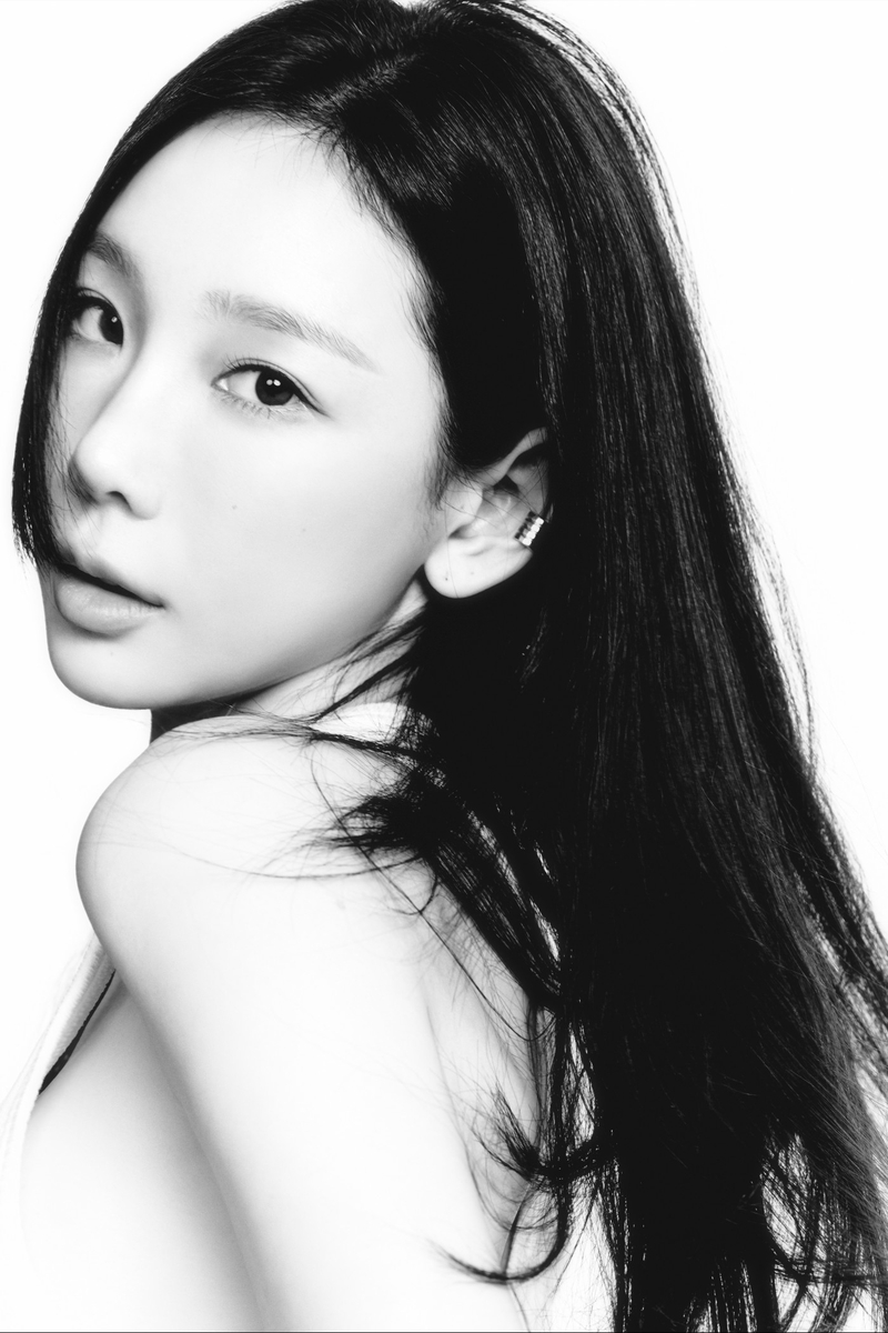 [가요소식] 태연, 일본 곡 리메이크한 '<b>만찬가</b>' 오늘 발매