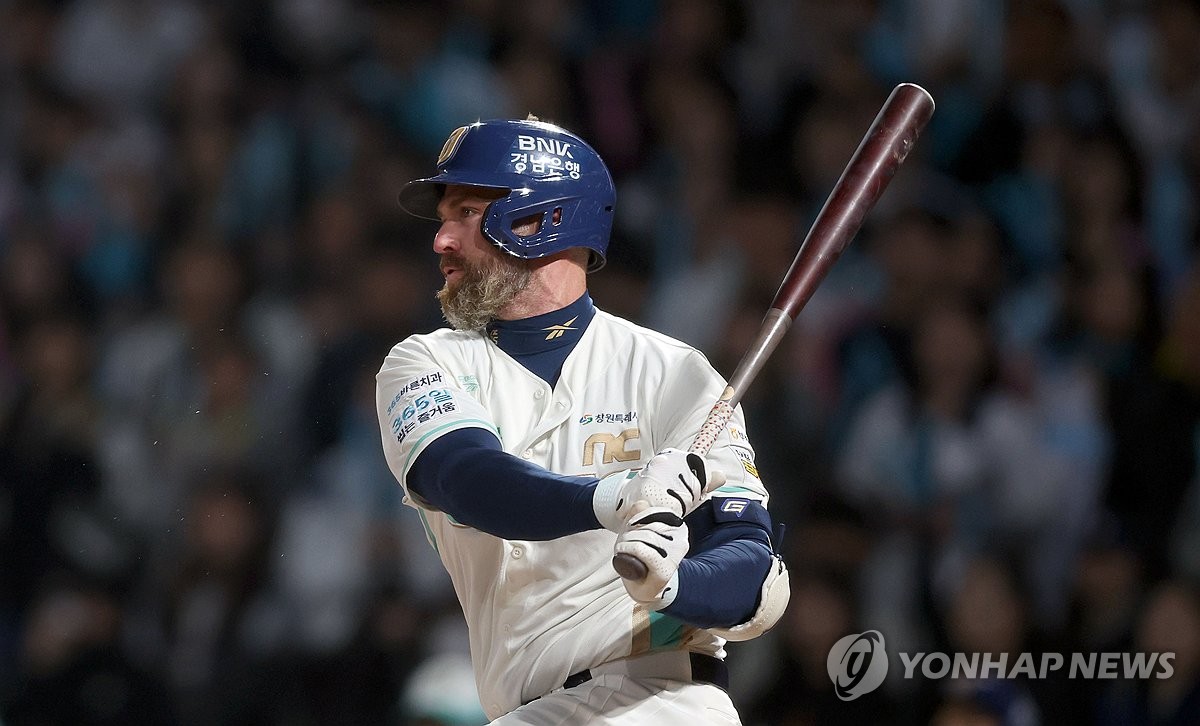 키움, NC가 방출한 홈런왕 데이비슨 영입…외국인 타자 2명 기용