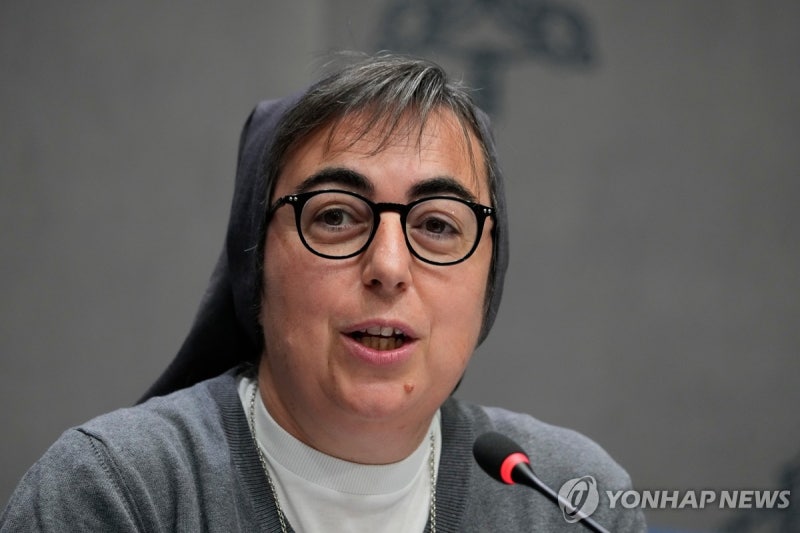 가톨릭 보수 벽 깨고 여성 장관 임명한 교황의 파격 인사