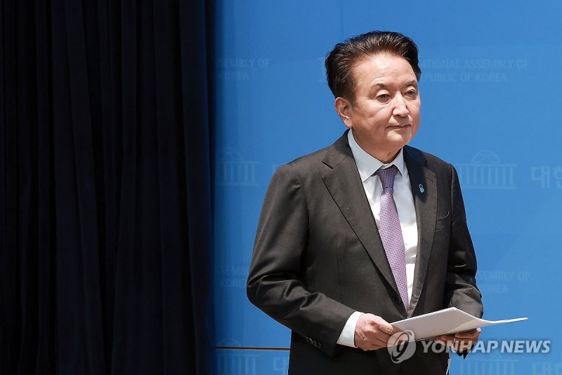 [속보] 공수처, '돈거래 의혹' <b>김영환 충북지사</b> 압수수색