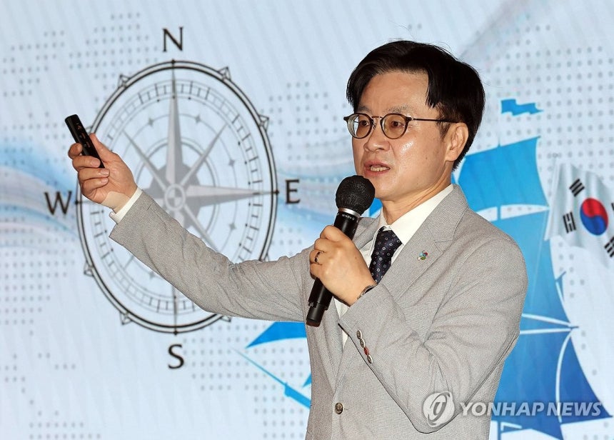 김정관 산업통상부 장관<br>[연합뉴스 자료사진]