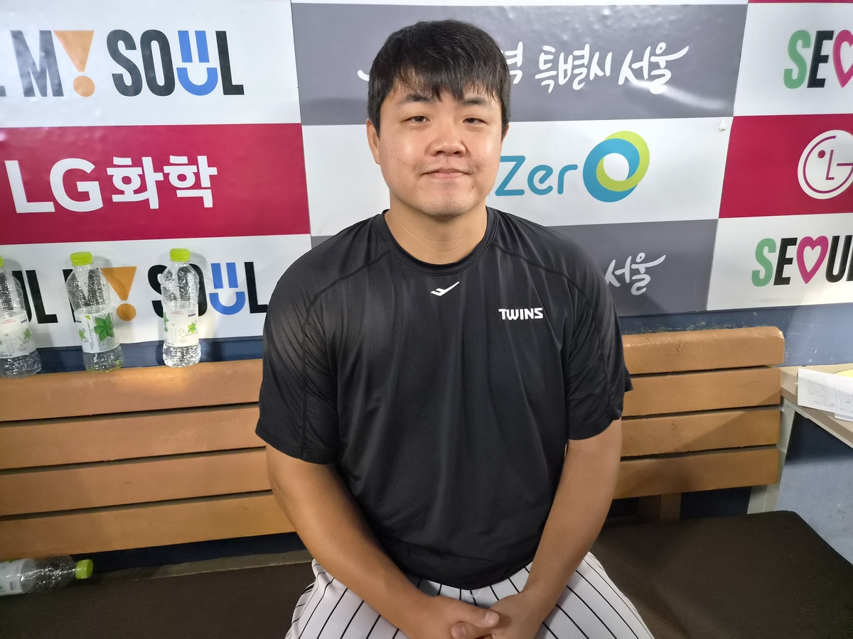 '<b>선발 전환</b>' <b>LG 장현식</b> "후반기엔 더 많은 이닝 책임질 것"