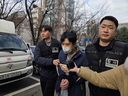 50대 모친 살해한 <b>조현병</b> 20대 아들…1심 징역 12년