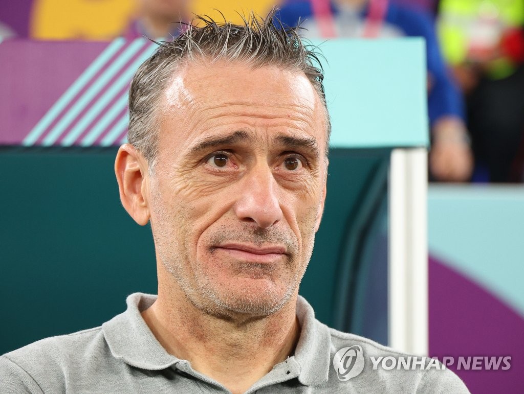 벤투 감독, 한국 대표팀 복귀 원한다…대한축구협회에 의사 전달