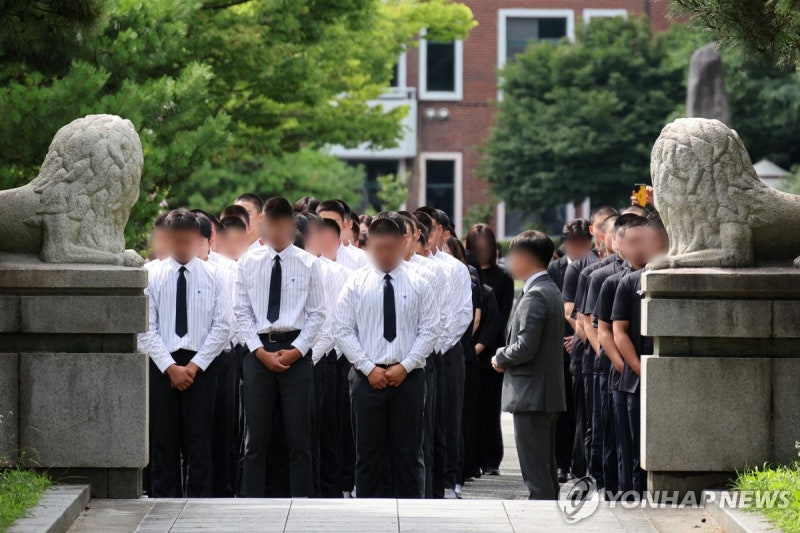 '스벅 응원 파문' 배재고, 6개월 출전정지 재심 신청하기로