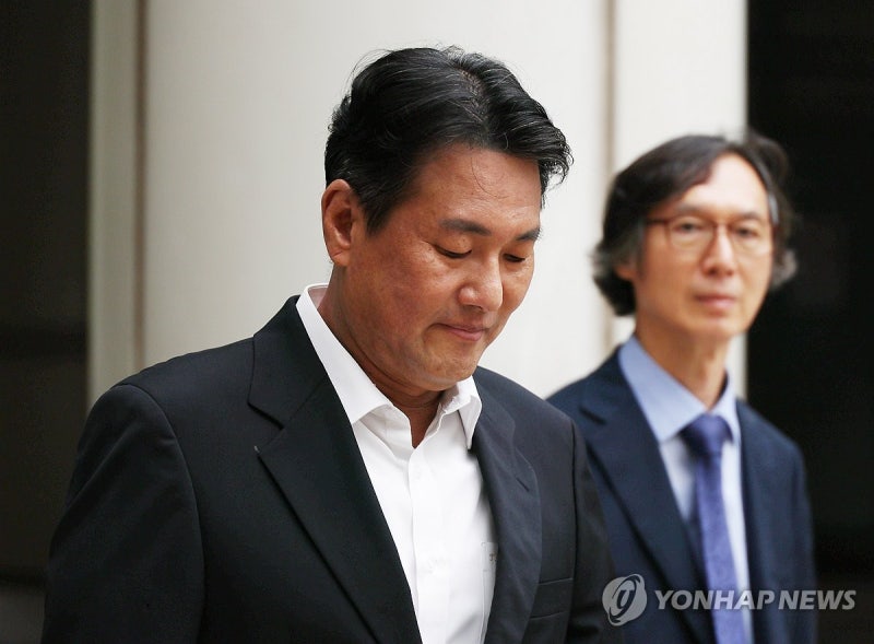 [속보] '계엄 정당화 메시지' <b>김태효</b> 전 안보실 1차장 <b>구속영장</b> 발부