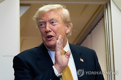 <b>트럼프</b> "이란이 내 <b>암살 시도</b>하면 철저히 몰살·파괴"
