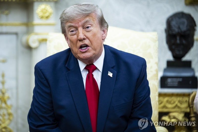 트럼프의 변덕은 무죄? 호르무즈 통행료 20% 징수 선언 하루 만에 백지화