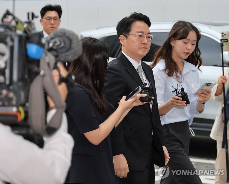 '내란 가담·항고 포기' <b>심우정</b> 전 검찰총장 구속<b>심사</b> 시작