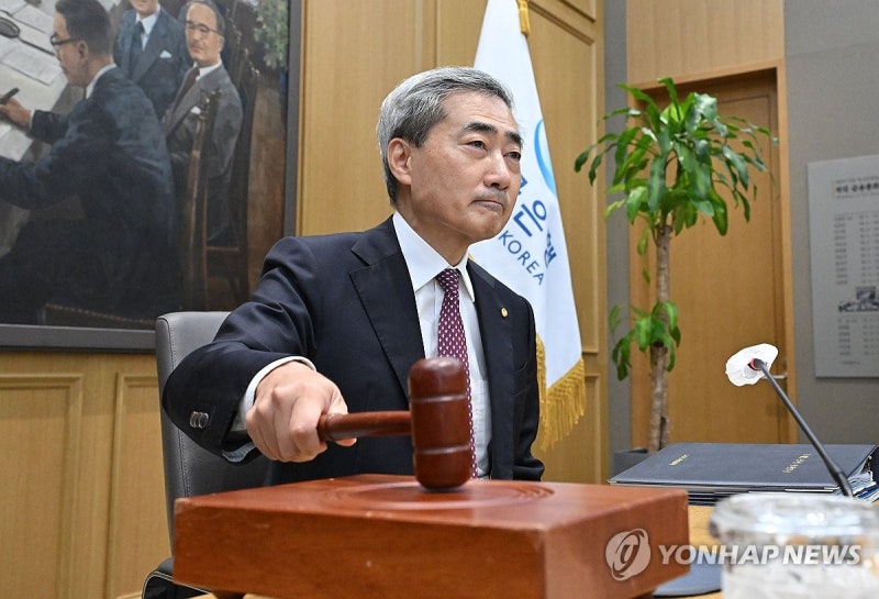 만장일치로 금리 또 올렸다…한은, 긴축 모드 쐐기 박기
