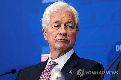 “지금 주식 사면 바보” 월가 황제 다이먼의 뼈 때리는 경고