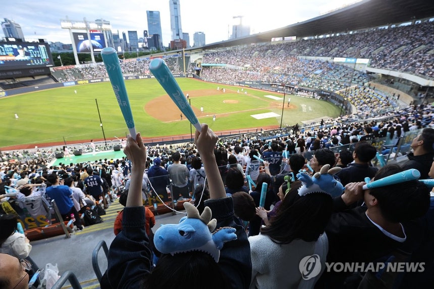 5월21일 잠실 야구장
[연합뉴스 자료사진. 본 기사와 직접 관련 없음]