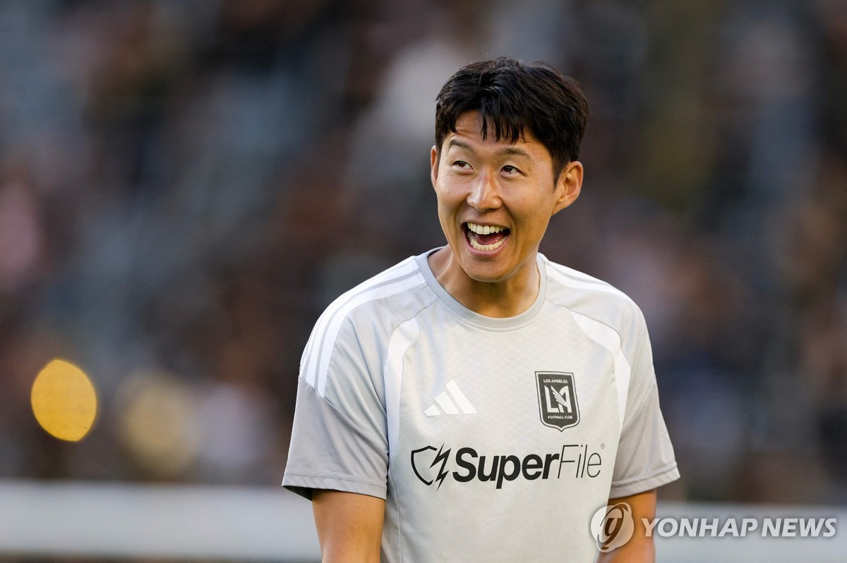'물꼬 튼' <b>손흥민</b>, <b>2경기 연속골</b>…솔트레이크전 선제골 폭발