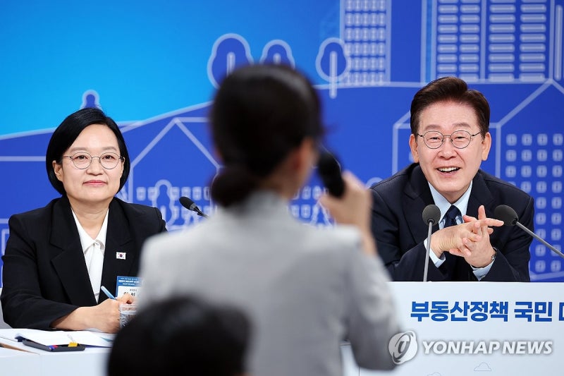 "똘똘한 한 채에 다 몰리는 현상, 주거랑 투기를 뭉뚱그려놔서 그래"