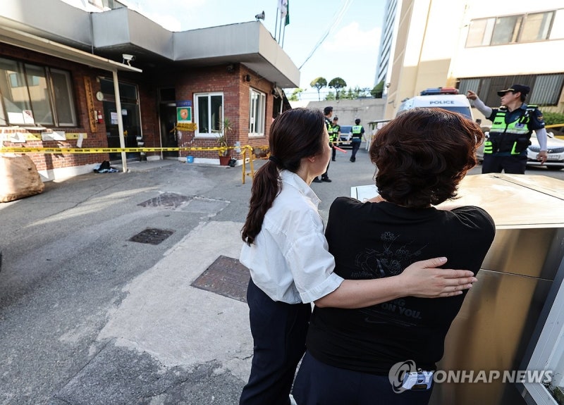 불탄 휴대전화 복원…경찰, 경산 아파트 <b>방화</b> 퍼즐 맞춘다