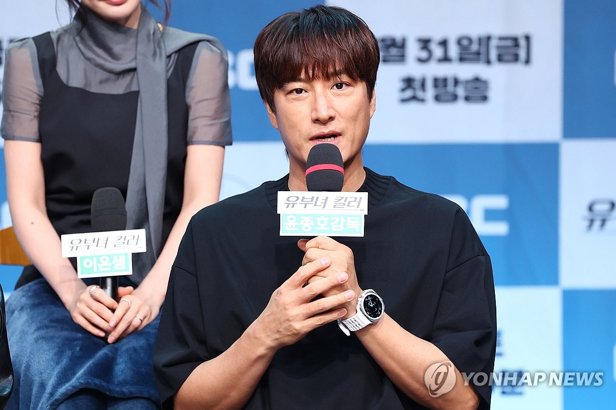 '<b>유부녀 킬러</b>' 연출 맡은 윤종호 감독