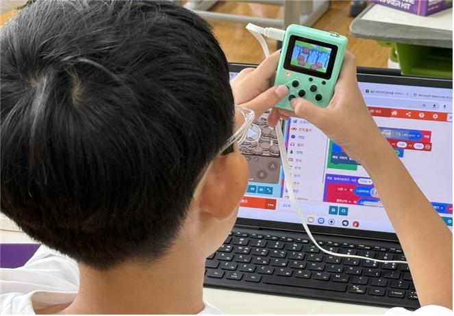 'AI·SW 활성화 교육' 참가한 학생이 MRT 게임메이커 교구를 활용해 제작한 게임 [서울시 제공.재판매 및 DB 금지]
