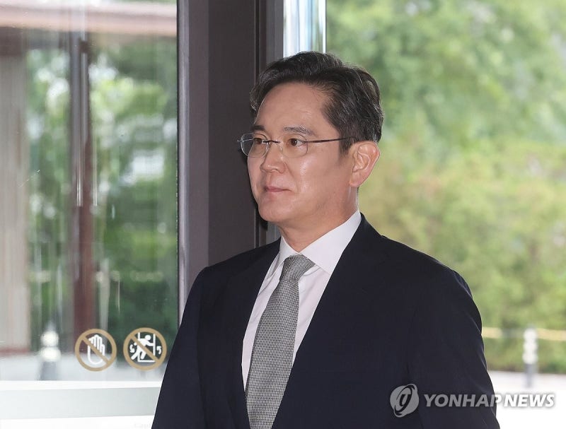 상법개정 후 상반기 <b>배당</b>기업 48%↑…개인<b>배당</b>금 <b>1위</b> <b>이재용</b>